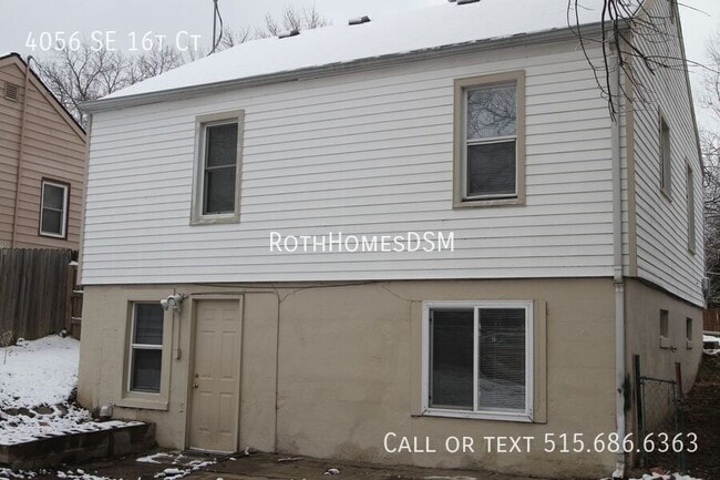 Building Photo - 4056 SE 16th Ct