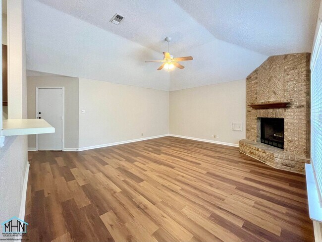 Building Photo - Charming 3-bedroom, 2-bath home near SeaWorld and Lackland AFB!