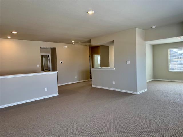 Building Photo - 685 Briar Dr