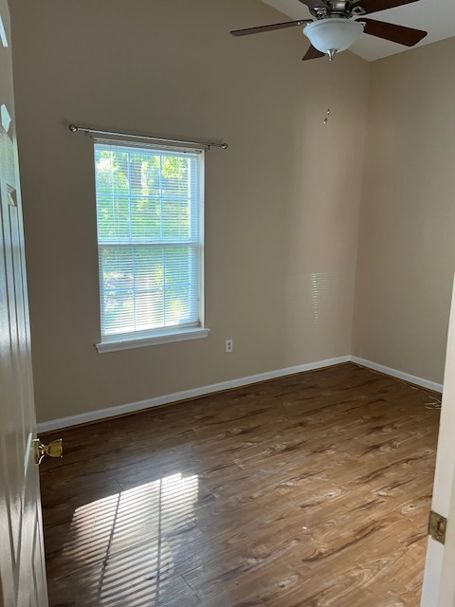 Building Photo - 1830 Vincenza Dr