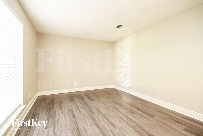 Building Photo - 4407 Deerfield Village Dr