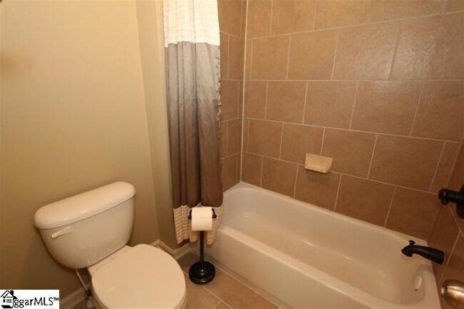 Building Photo - 204 Wild Meadow Dr