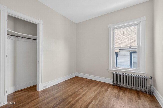 Building Photo - 2333 15th St