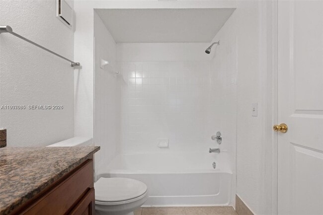 Building Photo - 12400 Vista Isles Dr