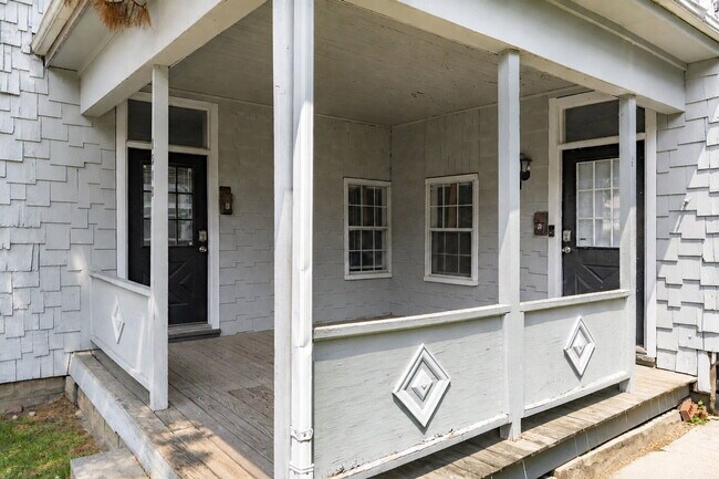 Building Photo - 1518 Worthington St