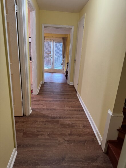 Building Photo - 3039 Hickory Grove Ct