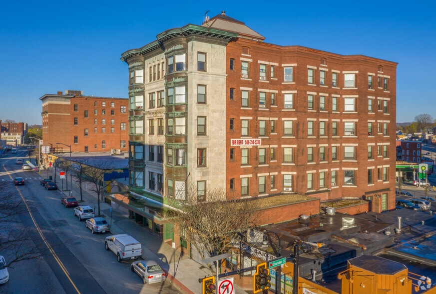 Primary Photo - Aurora Apartments