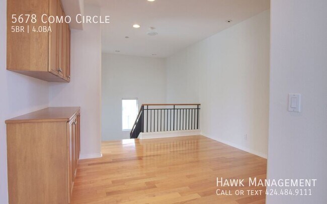 Building Photo - 5678 Como Cir