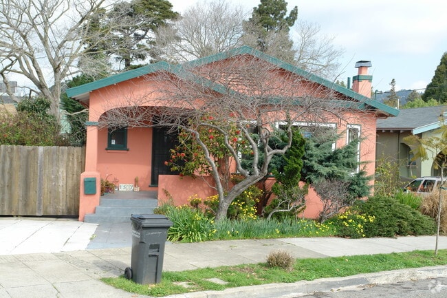 Building Photo - 1507 Ada St
