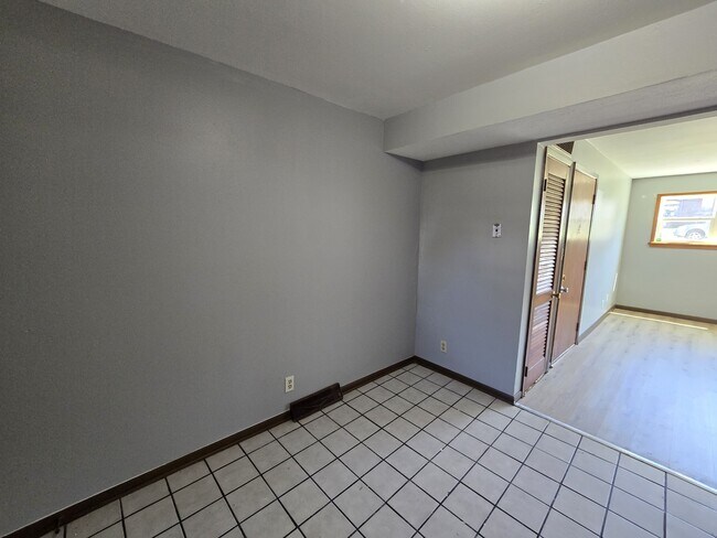 Building Photo - 804 W Mullan Ave