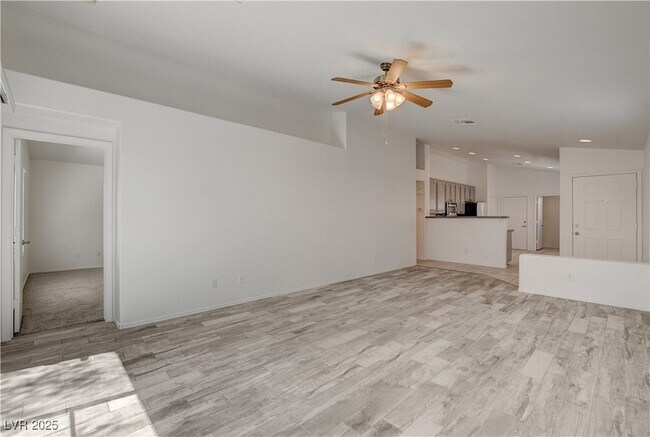 Building Photo - 11125 Gateview Ln