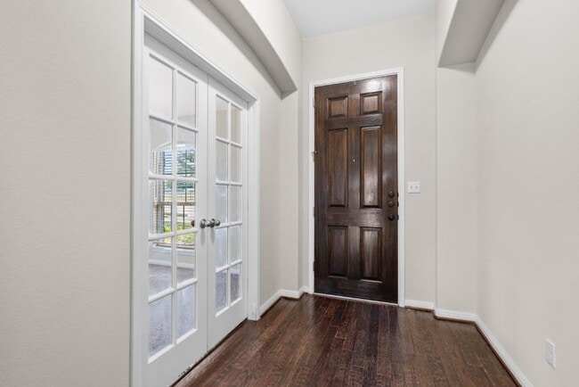Building Photo - 2923 Bluffstone Dr