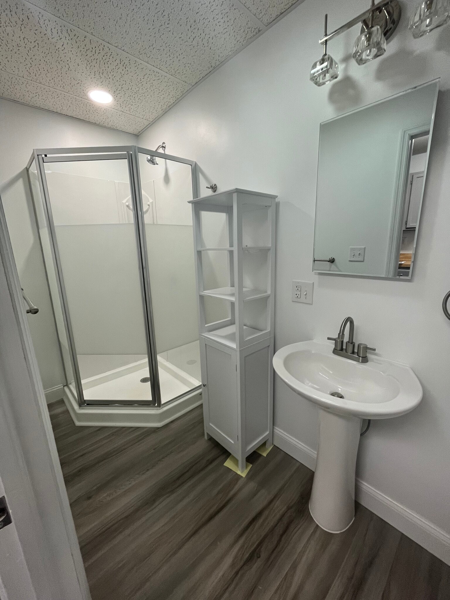 Bathroom - 36 N Main St