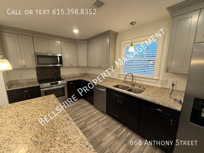 Building Photo - 668 Anthony St