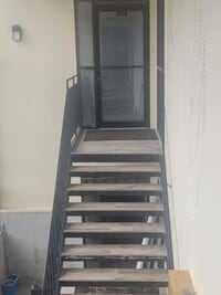 Building Photo - 17th St 6 Plex