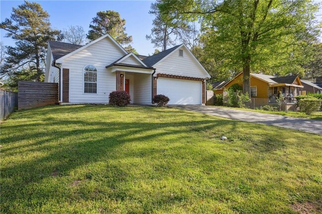 Building Photo - 2061 Tiger Flowers Dr NW