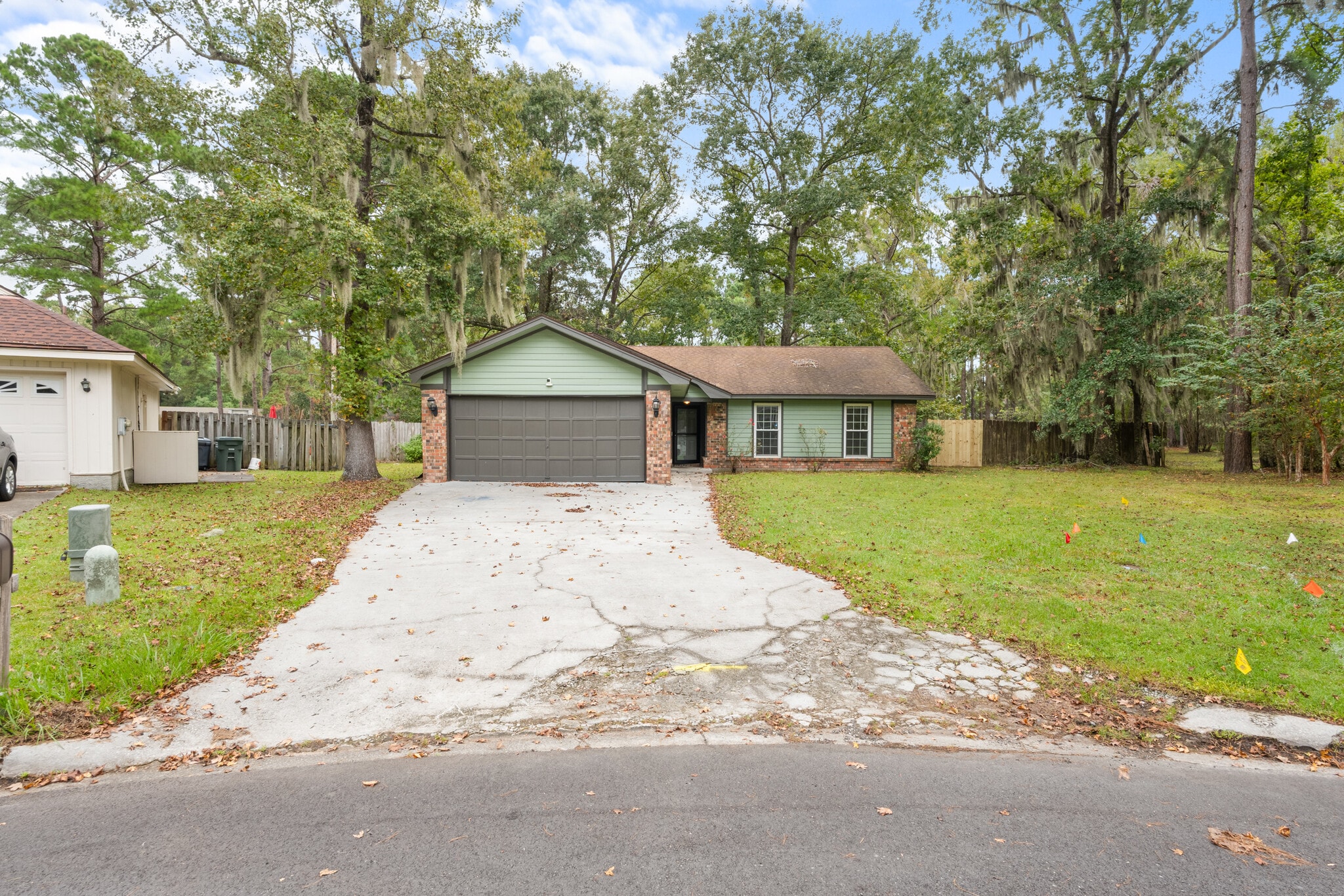 Building Photo - 16 Bitterroot Ln