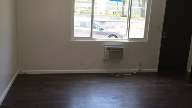 Building Photo - 4353 Toland Way