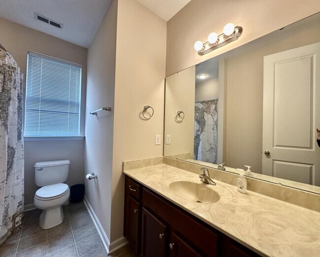 Building Photo - 4531 Hubbard Falls Dr