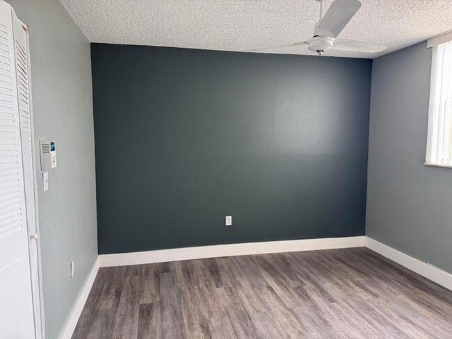 Building Photo - 1800 SW 81st Ave