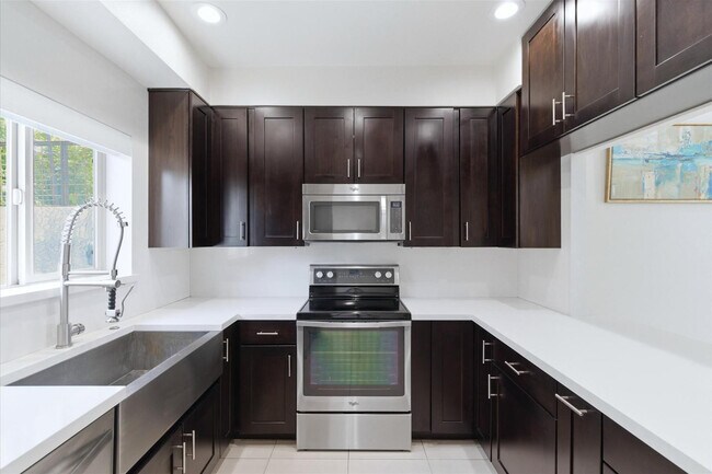 Building Photo - 7209 E McDonald Dr