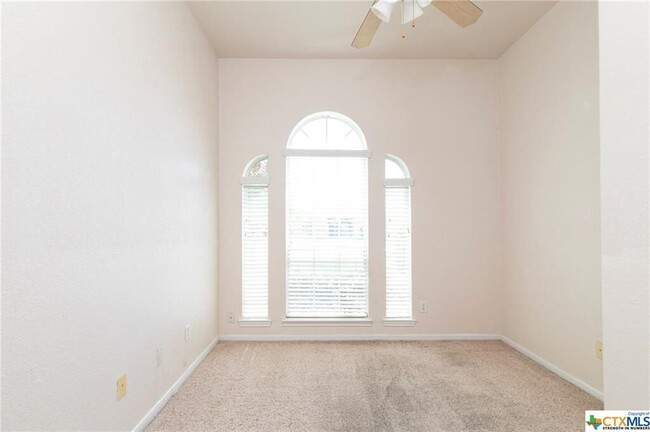 Building Photo - 2605 Wisteria Ln
