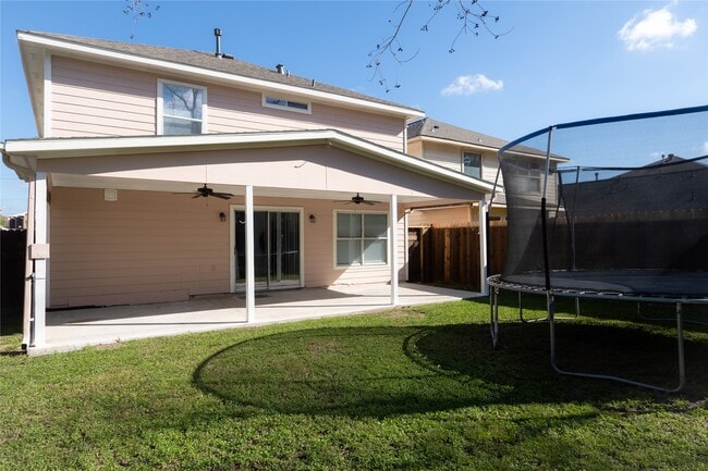 Building Photo - 3807 Gardenia Bend