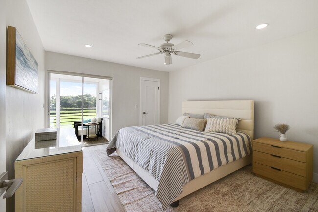 Building Photo - 755 Saturn St