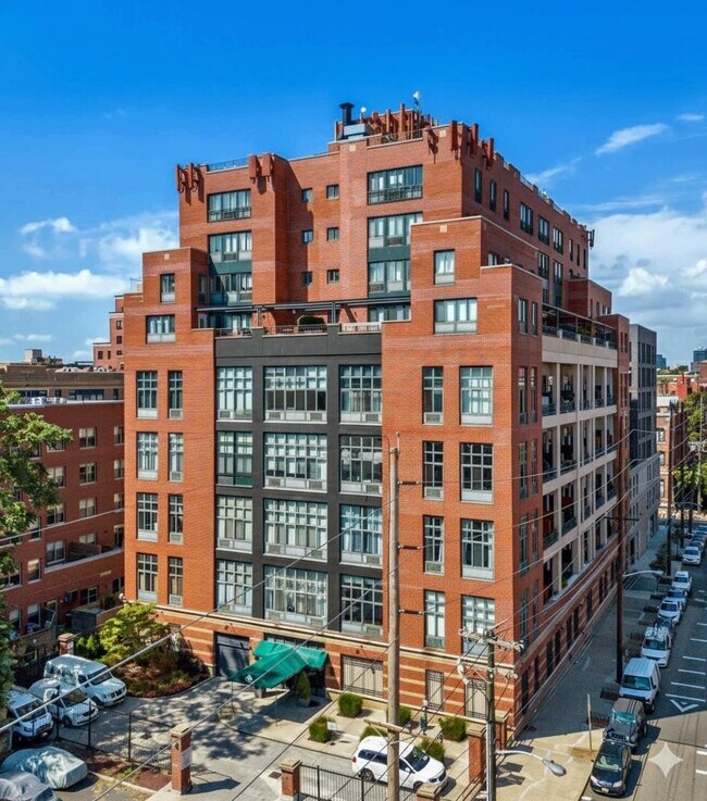 Building Photo - 205 10th St