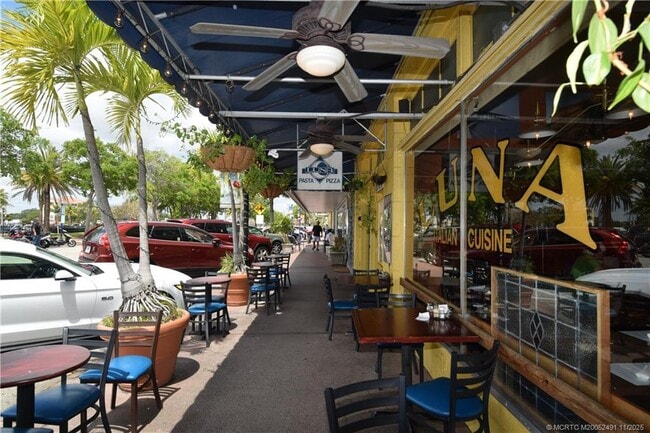 Building Photo - 120 SW 5th St