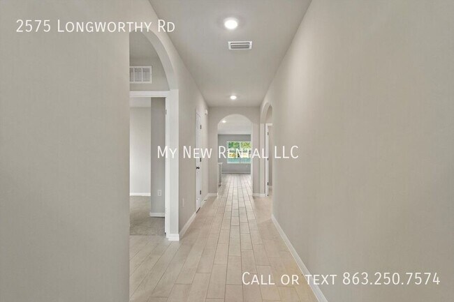 Building Photo - 2575 Longworthy Rd