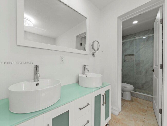 Building Photo - 3605 SW 122nd Pl