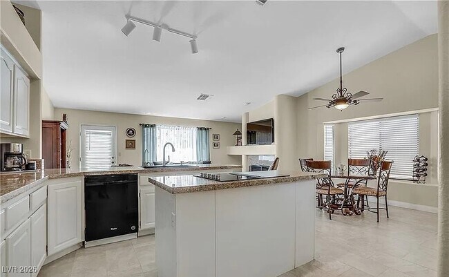 Building Photo - 8437 Sheltered Valley Dr