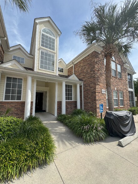 Primary Photo - 119 Brentwood Dr