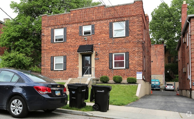 Building Photo - 2909 Euclid Ave