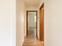 Building Photo - 904-904 W Fairlawn Cir