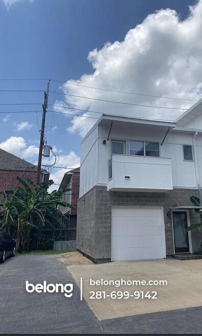 Building Photo - 5920 Fairdale Ln