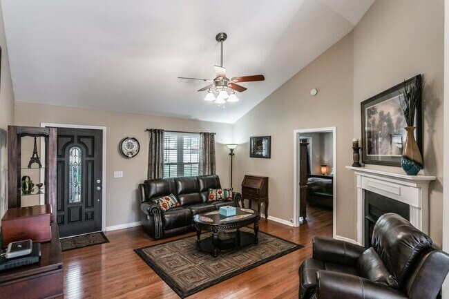 Building Photo - 953 Pebble Beach Cir