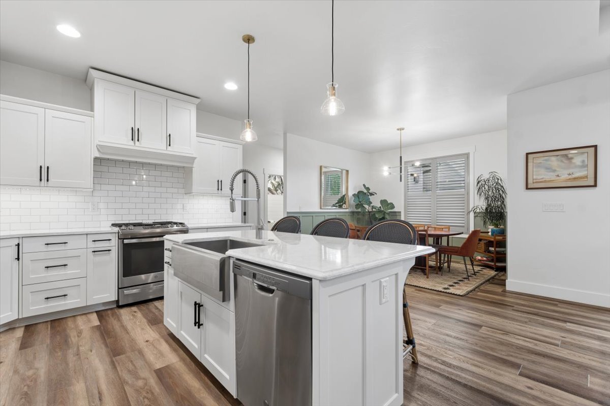 Building Photo - 130 Grouse Haven Way
