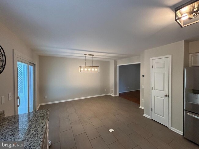 Building Photo - 20908 Pioneer Ridge Terrace