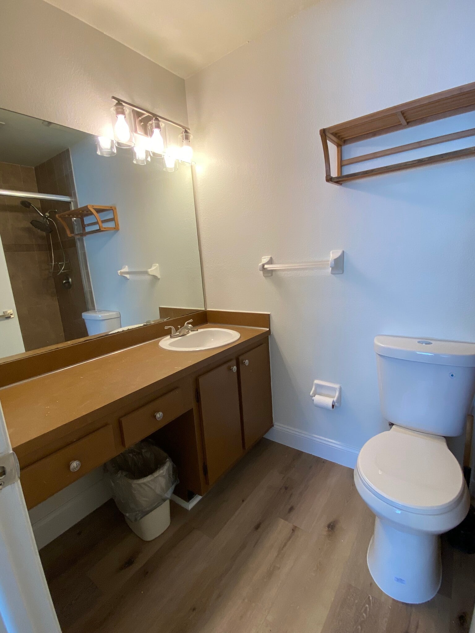 Building Photo - 1781 SE Linpark Ct