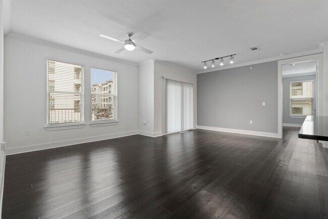 Building Photo - 3300 Towers Blvd