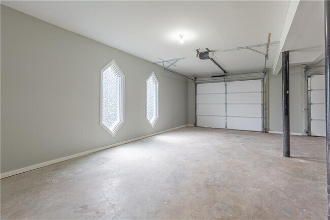 Building Photo - 409 Arnold Rd