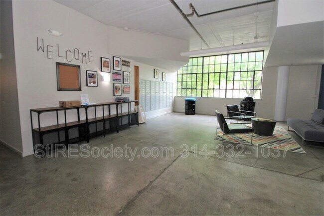 Building Photo - 8125 Michigan Ave