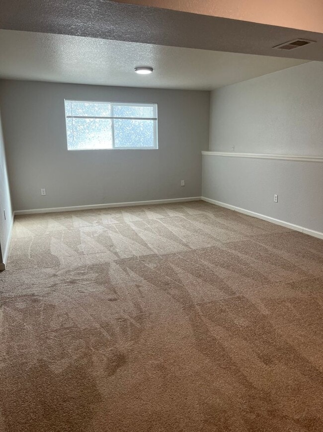 Building Photo - Updated 4-bedroom, 2 bathroom home in Thornton!