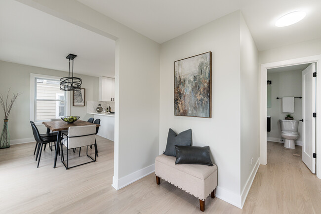 Building Photo - 4129 N Oketo Ave