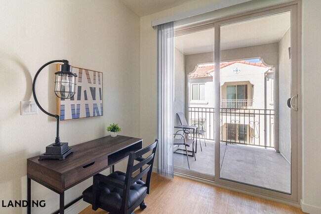 Building Photo - 41545 Ivy St