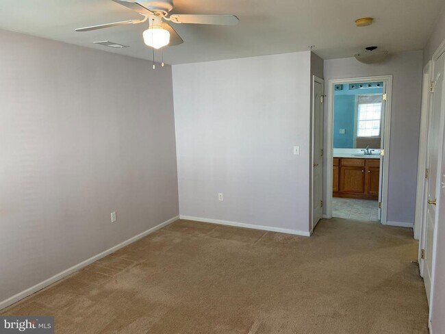 Building Photo - 110 Lionheart Ln