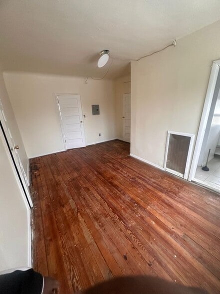 Building Photo - 45 Finlay Pl