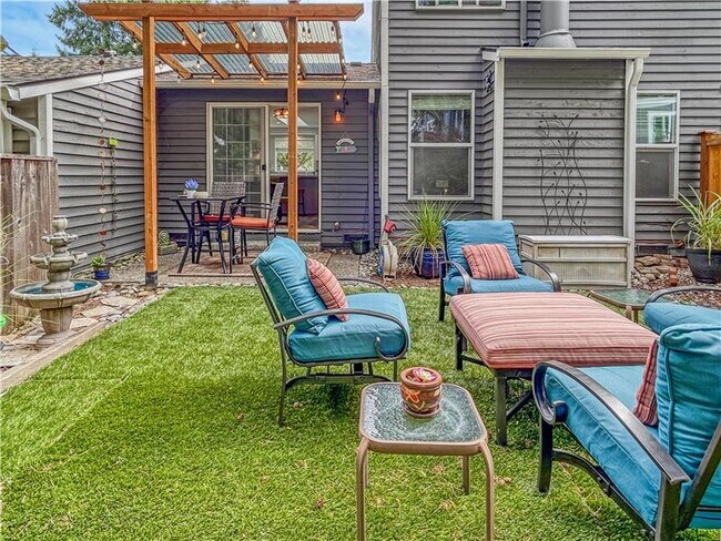 Building Photo - 13316 NE 137th Pl